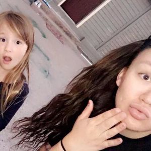 Meet your Posher, Alexis